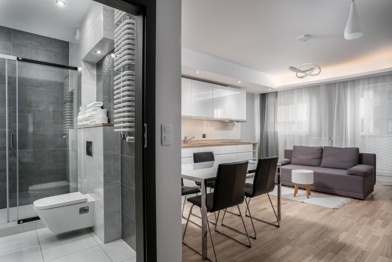 Rentplanet - Apartamenty Atal Tower Breslau Exterior foto