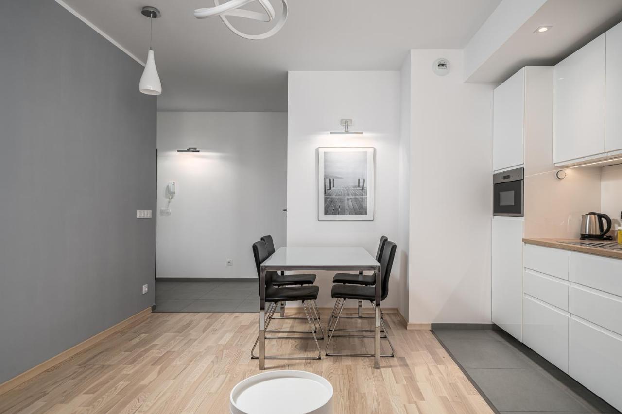 Rentplanet - Apartamenty Atal Tower Breslau Exterior foto