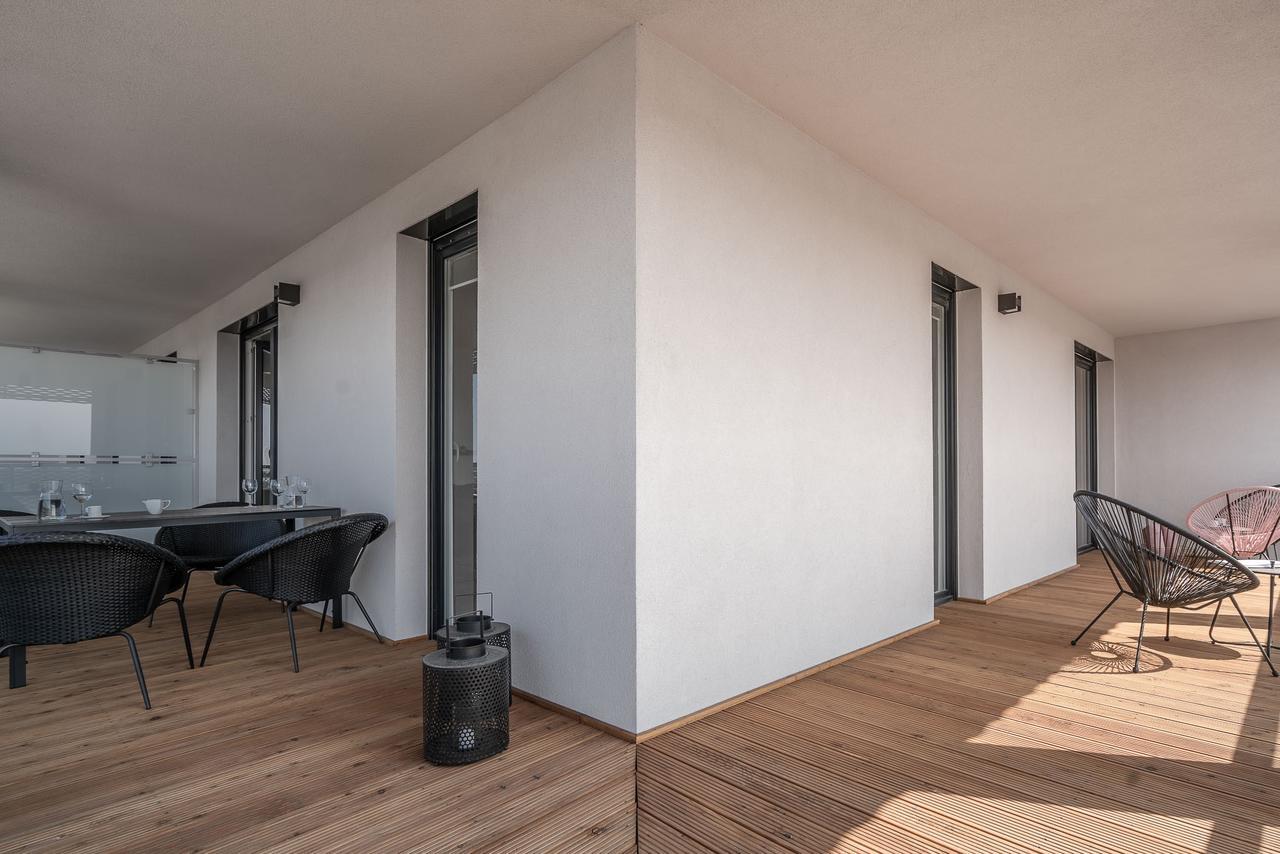 Rentplanet - Apartamenty Atal Tower Breslau Exterior foto