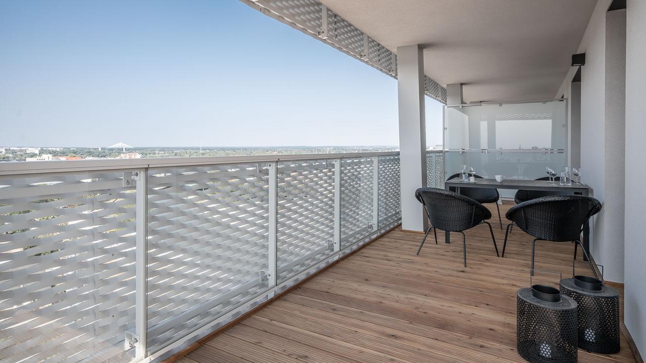 Rentplanet - Apartamenty Atal Tower Breslau Exterior foto